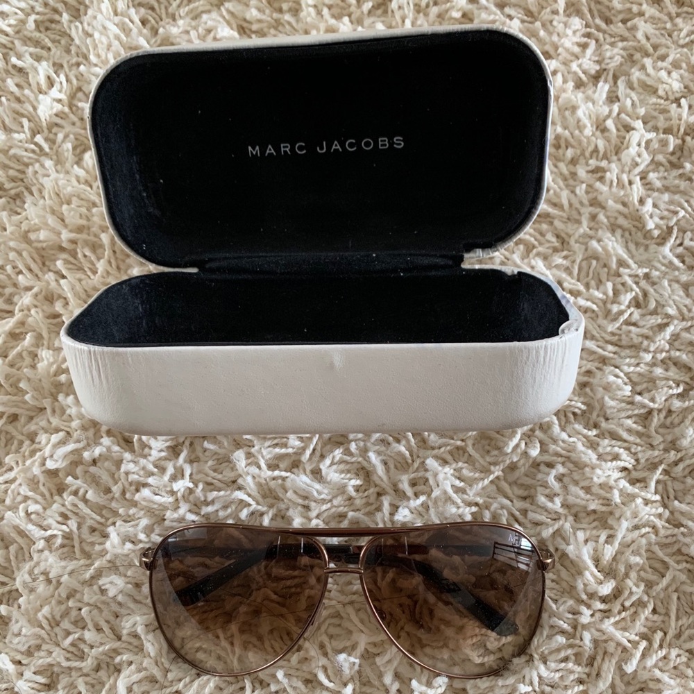 MARC JACOBS- Aviator glasses